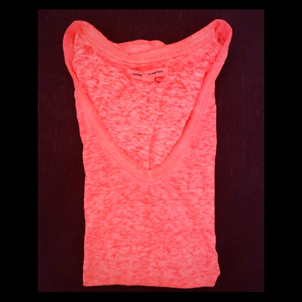 AE Casual V-Neck
